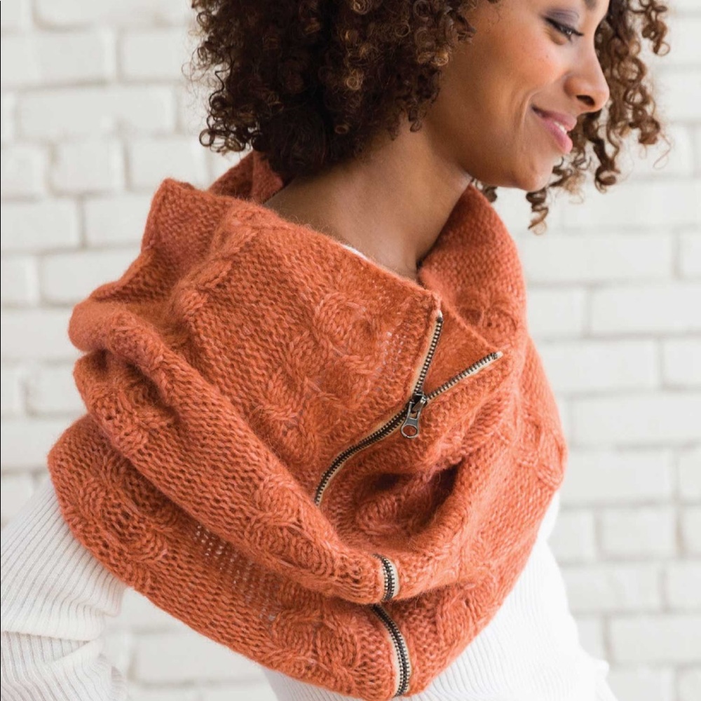 NWT Noonday Collection Cozy Cable Scarf